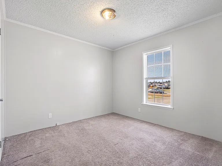122 Lisas Way — Photo 11