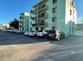 1530 SW 2nd St APT 105, Miami, FL 33135