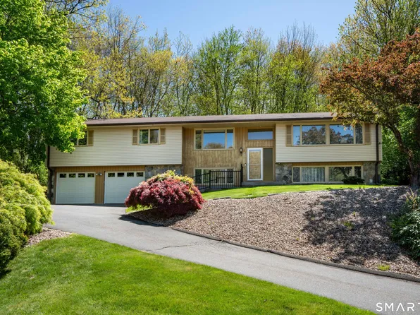 121 Shepard Drive, Manchester, CT 06040
