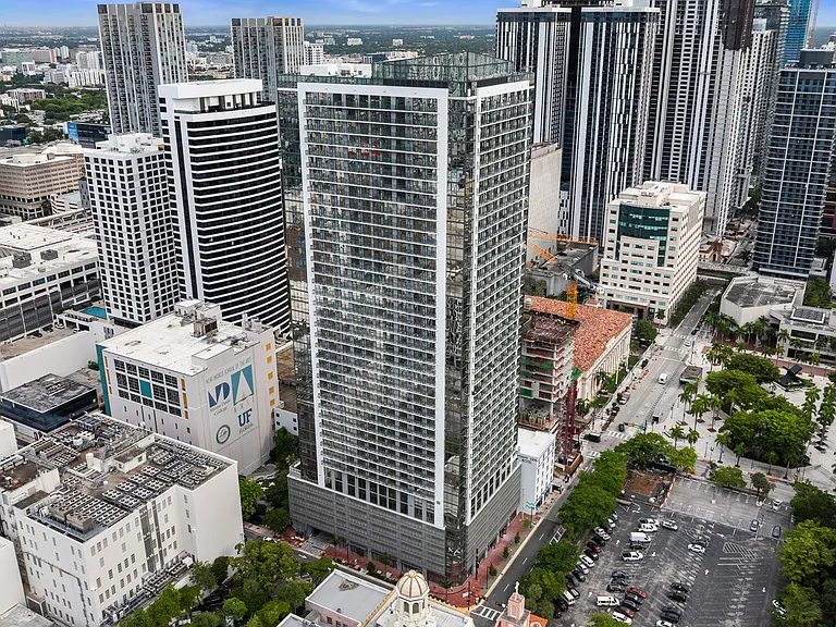 CMPND Miami Exterior