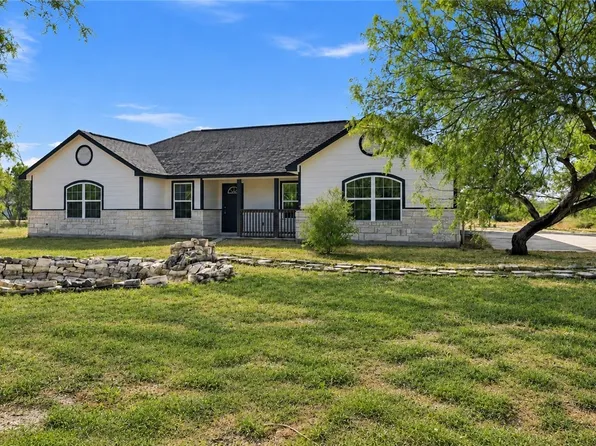 5769 Grand Lake Cir, Robstown, TX 78380