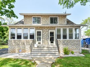 944 Thorn St, Rahway, NJ 07065