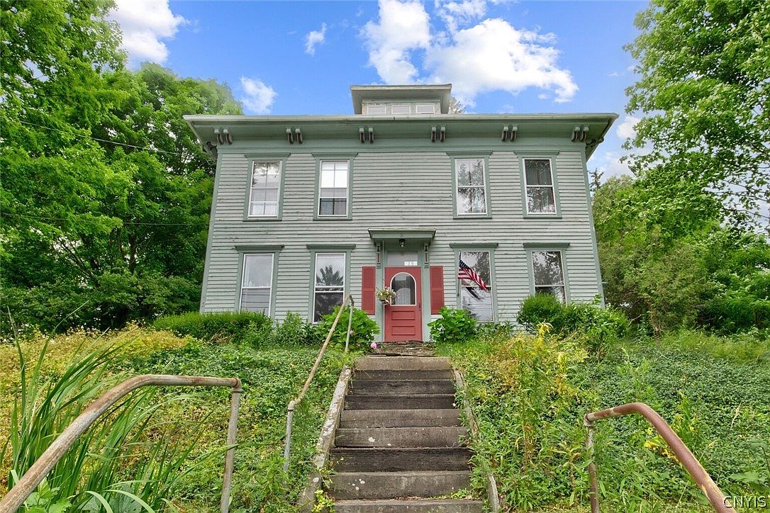 38 Elm St, Tully, NY 13159 | Zillow
