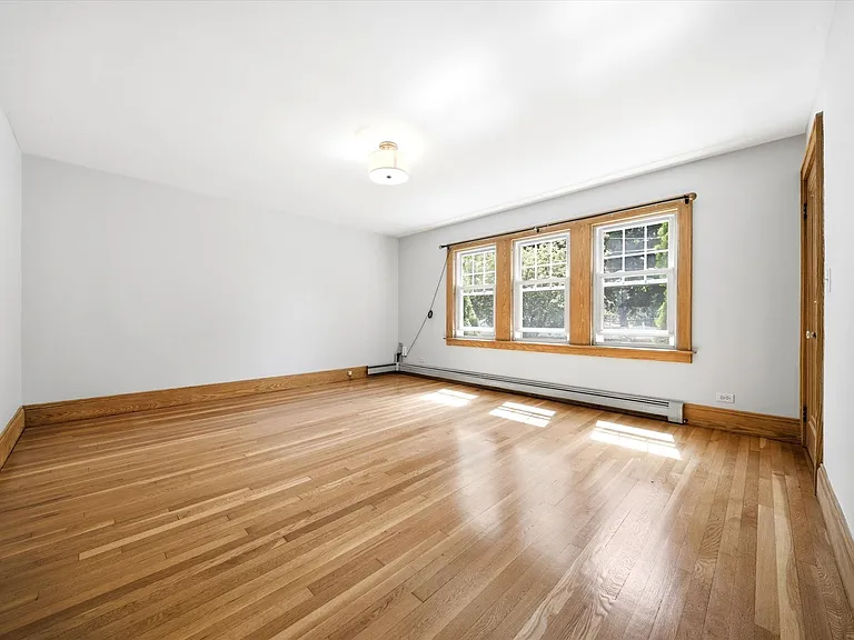 345 Coolidge Ave — Photo 23