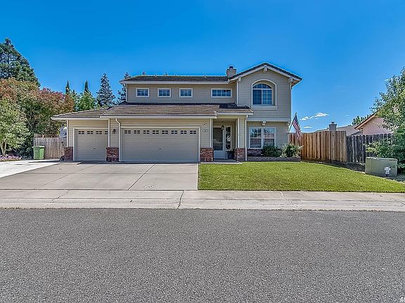 2nd image of 988 Manton Ct