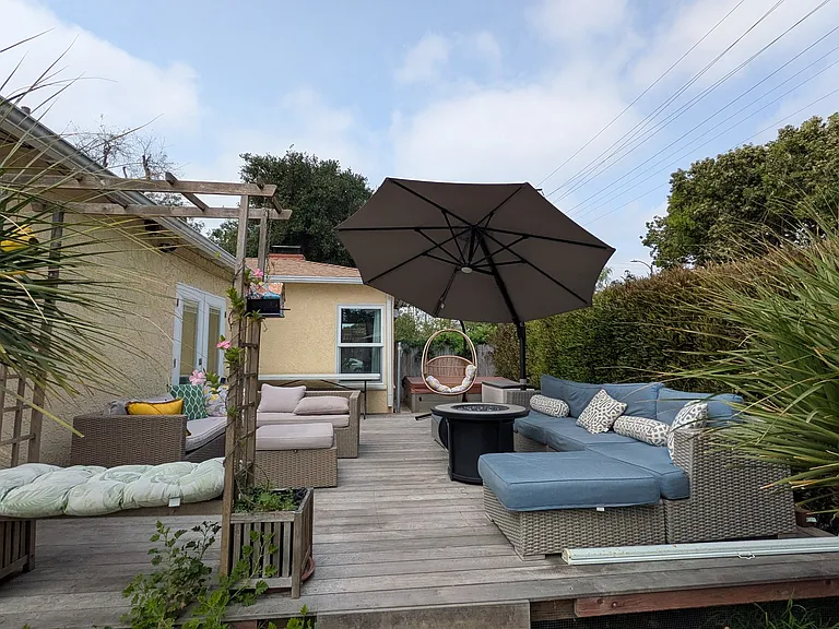 2190 Oregon Ave — Photo 12