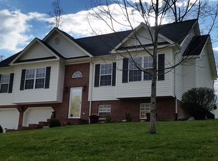 89 Erin Way, Ringgold, GA 30736