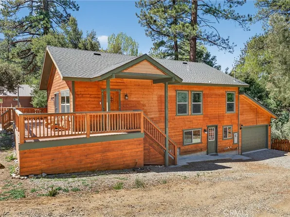 2220 Saint Anton Dr, Pine Mountain Club, CA 93222