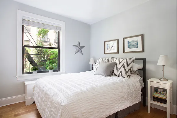 Sold by Stribling | media 1