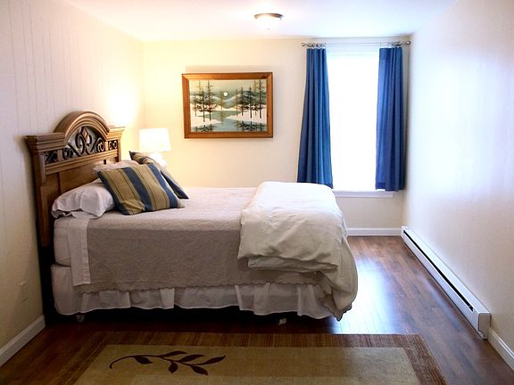 Spacious bedroom in #4