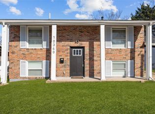 10340 Castle Dr, Saint Louis, MO