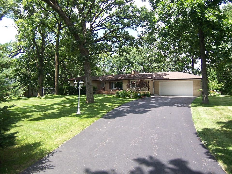 1st image of 3639 Oak Lane Dr