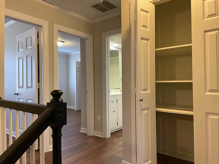 4162 Lytchfield Ct — Photo 9