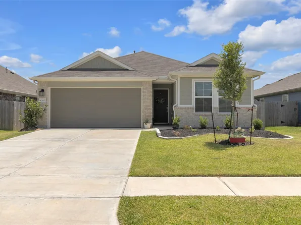 1207 Cavalry Junction Dr, Alvin, TX 77511
