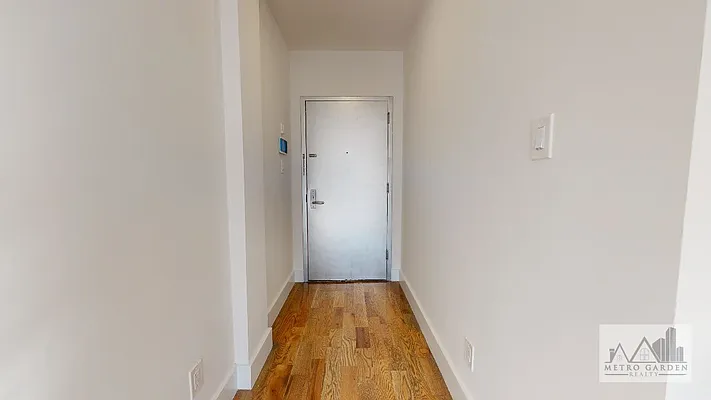 Rented by Metro Garden Realty NYC | media 28