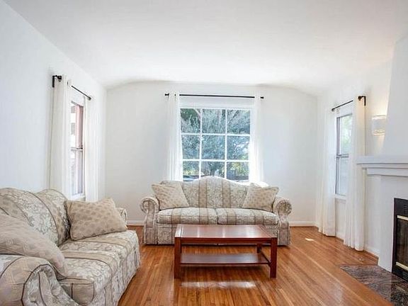 2nd image of 2141 21st St