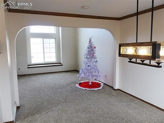 5th image of 8025 Lorton Dr