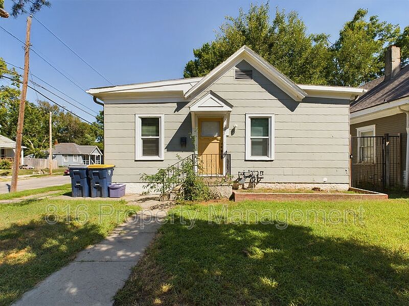 1st image of 301 Lawndale Ave