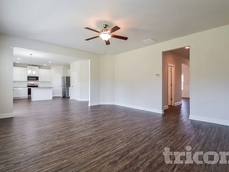 4352 Bella View Dr — Photo 3