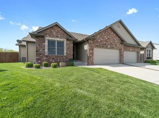 4800 Chestnut Dr, Springfield, IL 62711