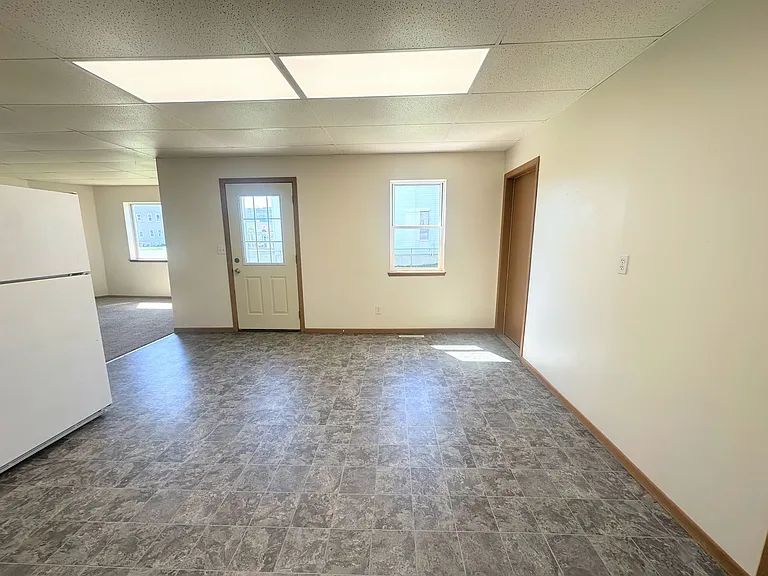 614 Chicago St — Photo 14
