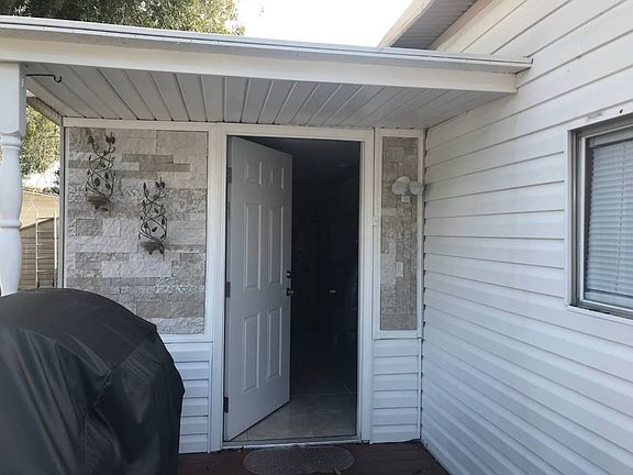 4th image of 9001 Nautilus Cir