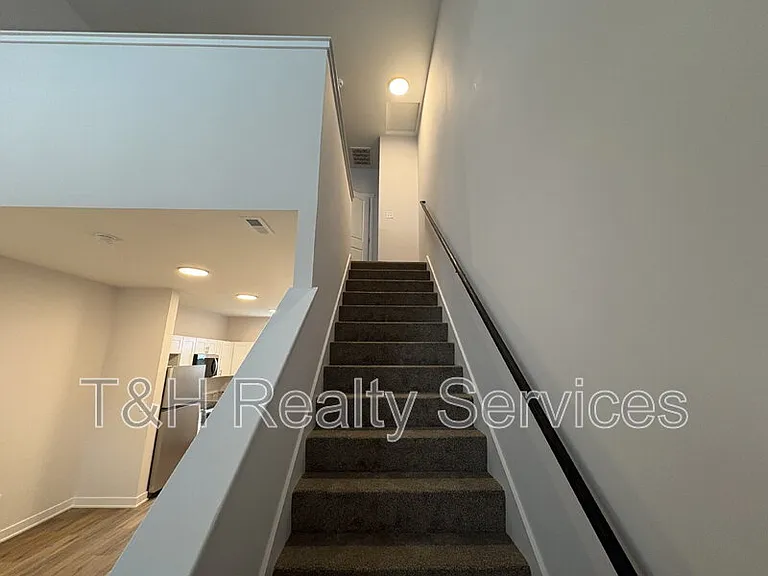 415 N Walcott St #C — Photo 8