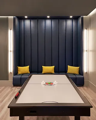 Rented by Greystar | media 9