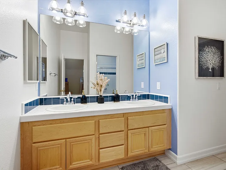 28587 Haskell Canyon Rd — Photo 14