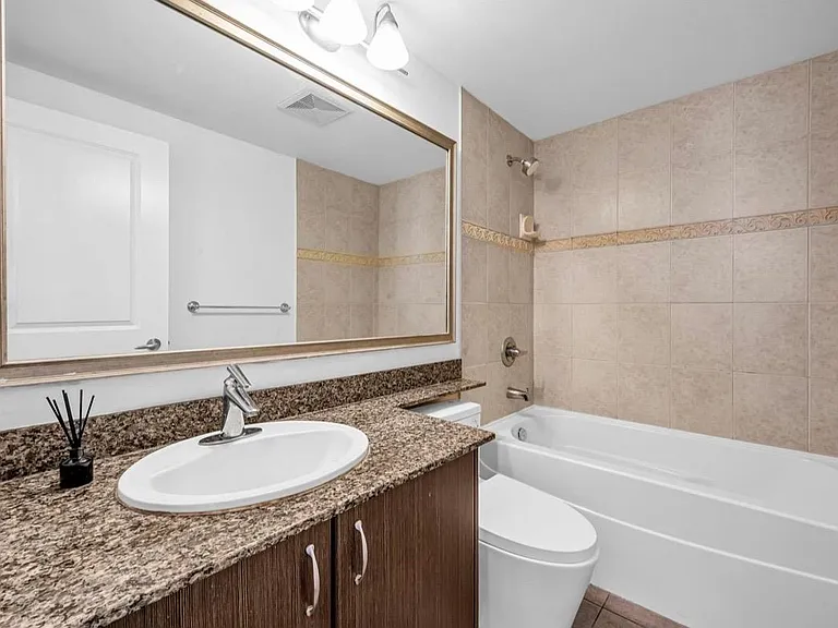892 Carnarvon St #3303 — Photo 17