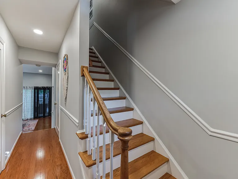 5920 Prince George Dr — Photo 5