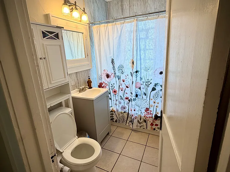 2945 S Logan Ave #2 — Photo 6