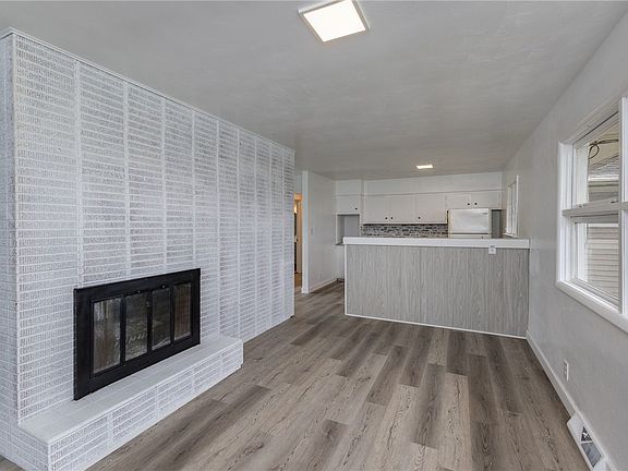 5th image of 118 Redwood Dr