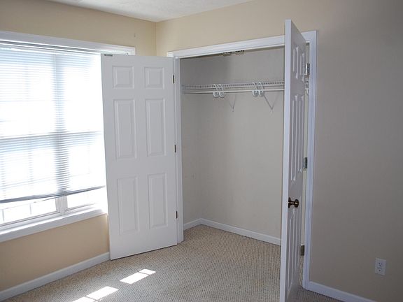 Upstairs Bedroom 1