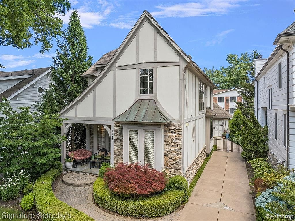 1037 Floyd St, Birmingham, MI 48009 Zillow