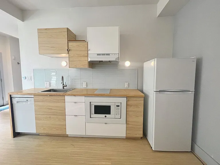 3200 Utica St — Photo 33