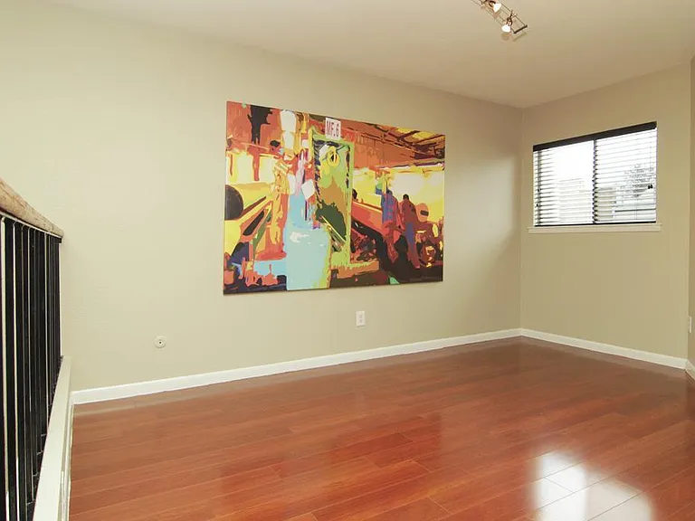 1300 Augusta Dr #32 — Photo 11