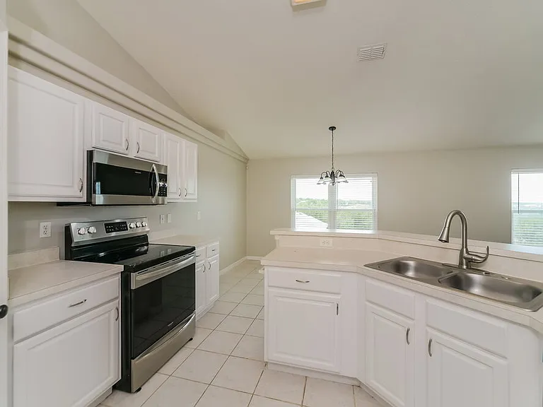 1625 Nightfall Dr — Photo 8