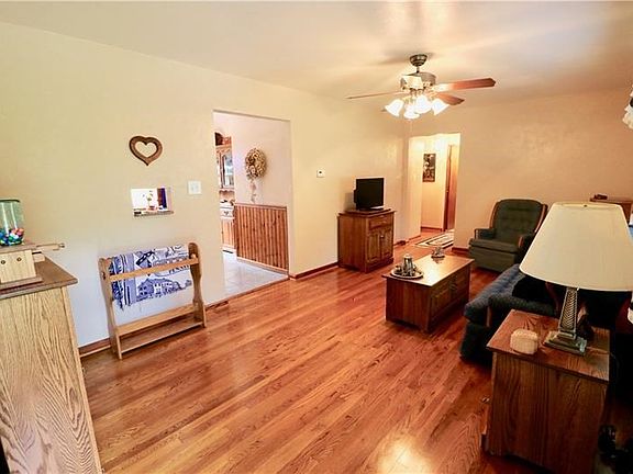 4th image of 342 Vernon Dr