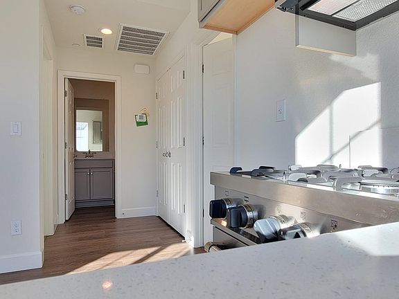 4th image of 3204 Ellis Town Dr #1