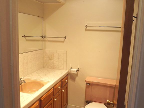 5th image of 603 S Indian Hill Blvd APT D