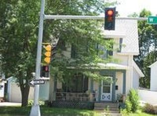 1529 W 5th St, Waterloo, IA 50702