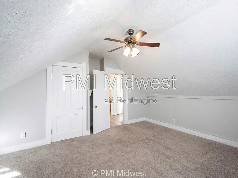 156 W Main St #C — Photo 16