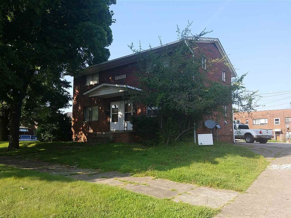 2nd image of 216 28th Collis Ave