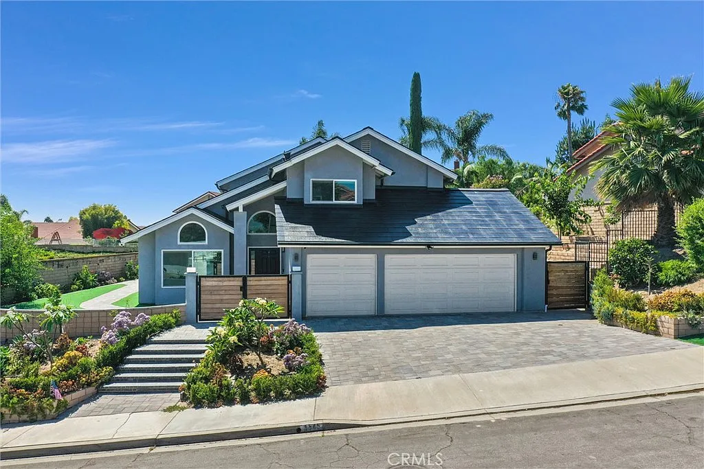 3 bed, 2287 sqft, $5,750 — Photo 1