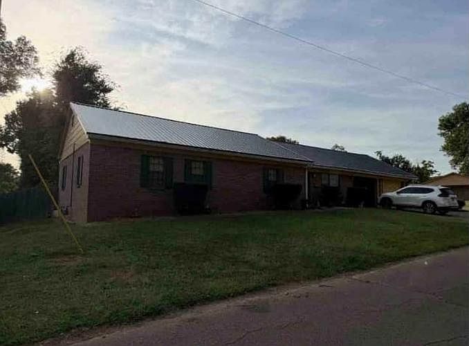 1st image of 43 Lambert Cir