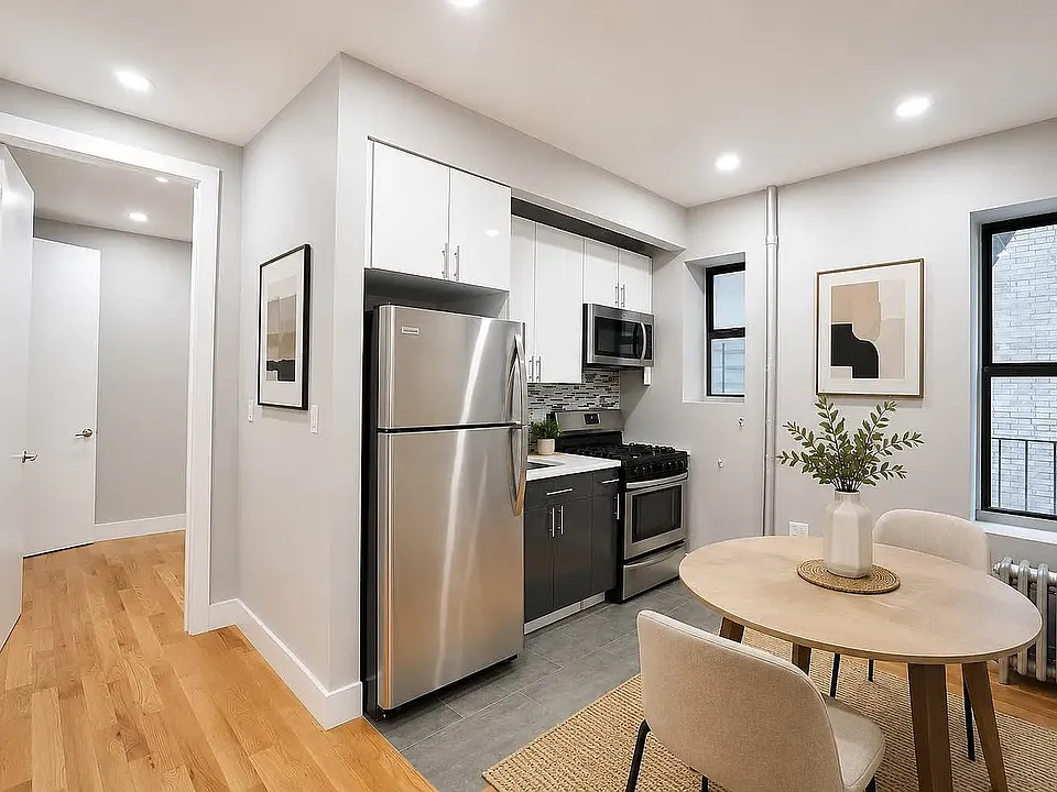 25 Fort Washington Ave #2D1