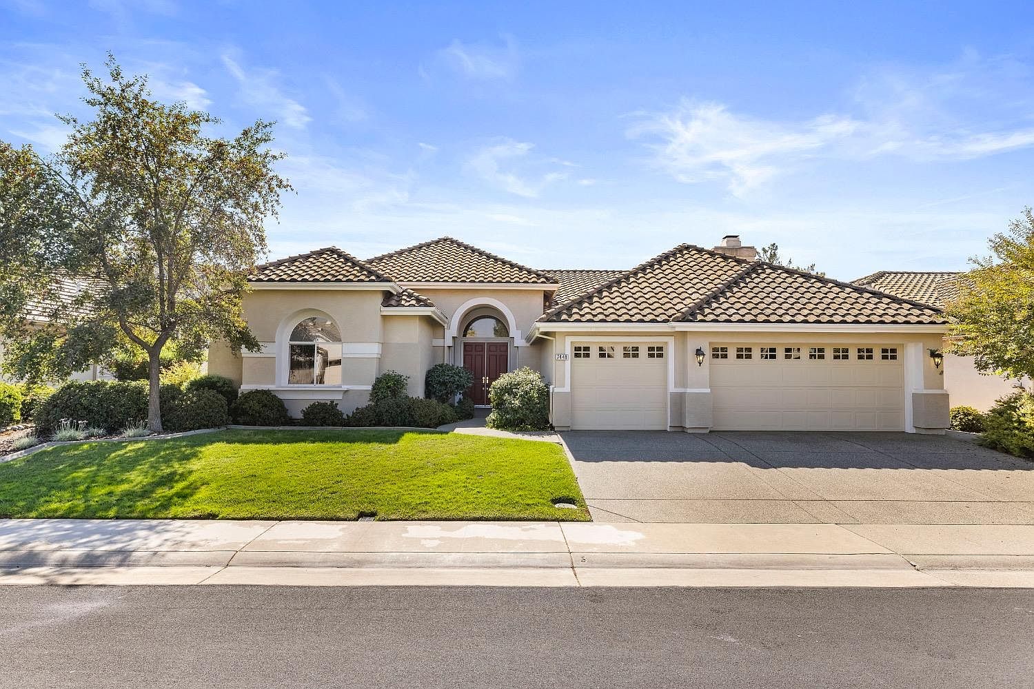 7448 Whistlestop Way, Roseville, CA 95747 | Zillow