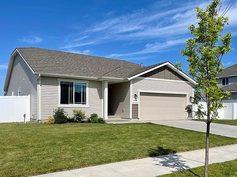 10166 N Heston Loop — Photo 1