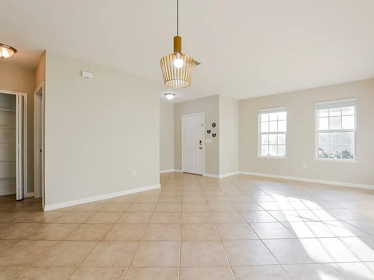 3627 Ryegrass St — Photo 4